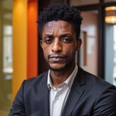 "Aprenda a sacar em kwanza usando freecash, Binance, e Airtm. Deixa teu nome e email para receber grátis!"